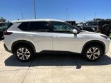 Used 2023 Nissan Rogue SV image 5