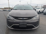 Used 2019 Chrysler Pacifica Touring-L image 2