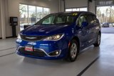 Used 2019 Chrysler Pacifica Touring Plus image 3