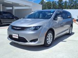 Used 2018 Chrysler Pacifica Touring Plus image 2