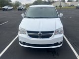 Used 2019 Dodge Grand Caravan SXT image 3