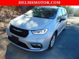 Certified 2023 Chrysler Pacifica Touring-L image 6