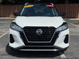 Used 2021 Nissan Kicks SV image 2