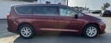 Used 2017 Chrysler Pacifica LX image 5