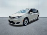 Used 2020 Chrysler Pacifica Touring-L Plus w/ Tire & Wheel Group image 2
