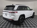 Used 2023 Jeep Grand Cherokee Limited w/ Black Appearance Package image 4