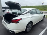 Used 2023 Nissan Altima 2.5 SV w/ SV Premium Package image 4