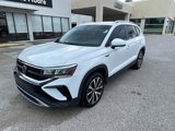 Used 2022 Volkswagen Taos SE image 3