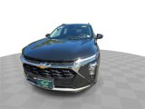 Used 2024 Chevrolet Trax LT image 3