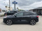Used 2022 Ford Escape SE w/ SE Sport Appearance Package image 3