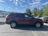 Used 2015 Ford Explorer XLT w/ Equipment Group 202A image 3