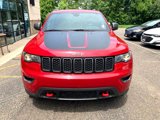 Used 2018 Jeep Grand Cherokee Trailhawk image 2
