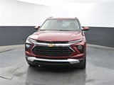 Used 2024 Chevrolet TrailBlazer LT w/ Driver Confidence Package image 2