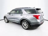 Used 2021 Ford Explorer XLT w/ Equipment Group 202A image 5