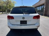 Used 2015 Volkswagen Touareg VR6 image 6