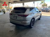 Used 2022 Mitsubishi Outlander ES image 3