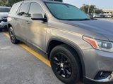 Used 2019 Chevrolet Traverse LT image 3