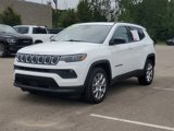 Used 2022 Jeep Compass Latitude w/ Sun and Sound Group image 2