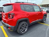 Used 2022 Jeep Renegade Latitude image 3