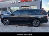Used 2023 Chevrolet Suburban RST w/ Luxury Package image 5