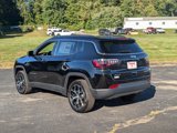 Used 2024 Jeep Compass Limited w/ Sun and Sound Group image 5