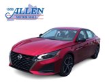Used 2023 Nissan Altima 2.5 SR w/ SR Premium Package image 4