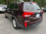 Used 2014 Kia Sorento LX image 3