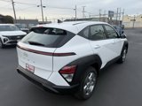 New 2025 Hyundai Kona SE image 5