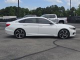 Used 2022 Honda Accord Sport image 6