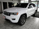 Used 2021 Jeep Grand Cherokee Limited w/ Sun & Sound Group image 3