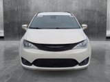 Used 2020 Chrysler Pacifica Touring-L Plus w/ Advanced Safetytec Group image 2