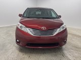 Used 2017 Toyota Sienna XLE image 2