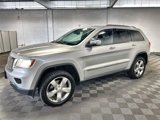 Used 2013 Jeep Grand Cherokee Overland w/ Advance Technology Group image 2