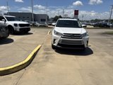 Used 2019 Toyota Highlander XLE image 6