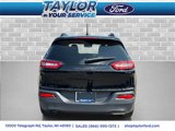 Used 2017 Jeep Cherokee Limited image 4