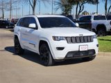 Used 2021 Jeep Grand Cherokee Laredo X image 3