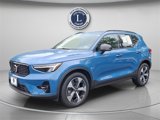Certified 2023 Volvo XC40 B5 Plus w/ Protection Package Premier image 3
