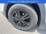 Used 2024 GMC Terrain SLE image 2