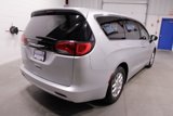 Used 2023 Chrysler Voyager LX image 5