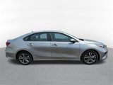 Used 2022 Kia Forte LXS image 2