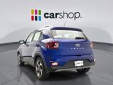 Used 2023 Hyundai Venue Limited image 3