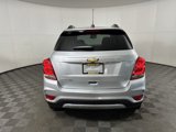 Used 2020 Chevrolet Trax LT w/ LT Convenience Package image 4