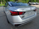 Used 2024 Nissan Altima 2.5 SV image 6