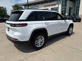 Used 2024 Jeep Grand Cherokee Laredo X image 5