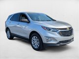 Used 2021 Chevrolet Equinox LS w/ LS Convenience Package image 3