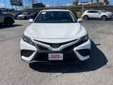Used 2022 Toyota Camry SE image 3