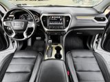 Used 2019 GMC Acadia Denali image 4