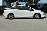 Used 2018 Toyota Prius Four image 3