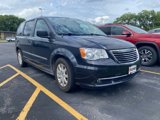 Used 2014 Chrysler Town & Country Touring image 2