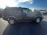 Used 2003 Ford Escape XLT image 2